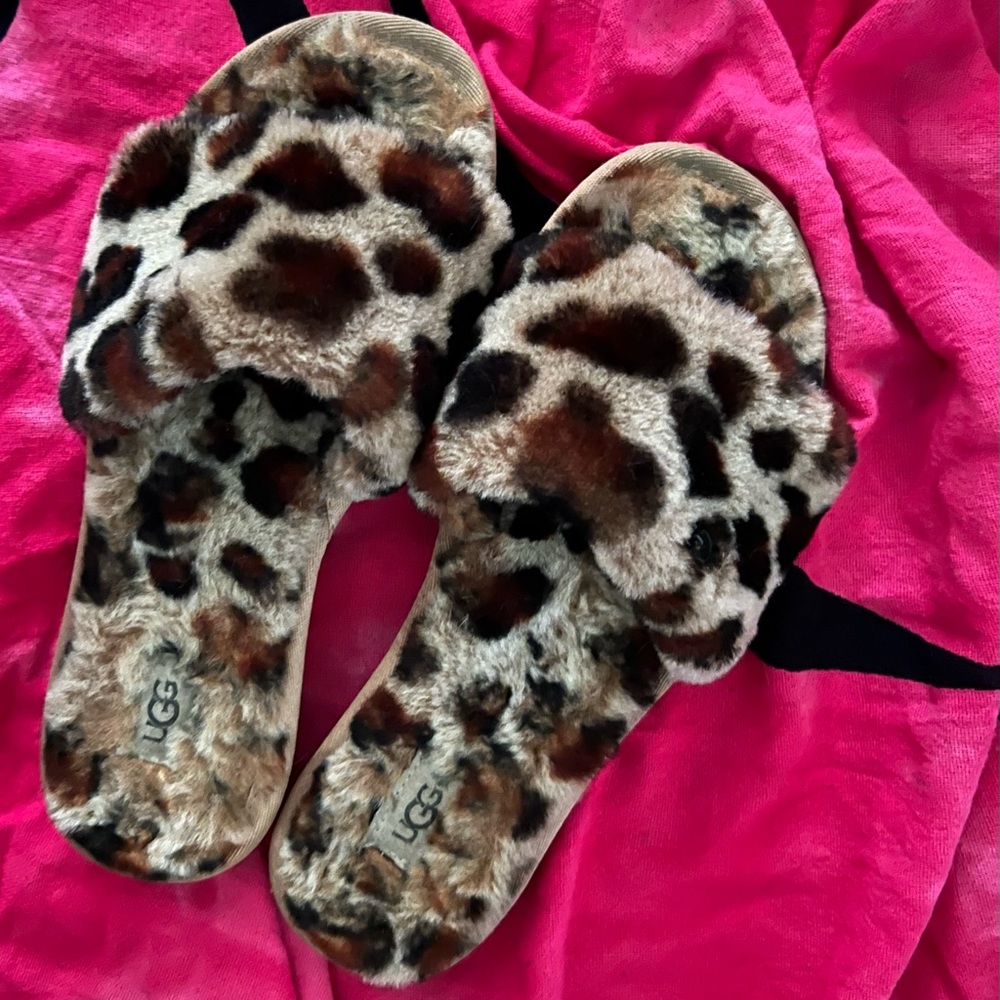 Ugg Cozetta Genuine Shearling Slide Slipper